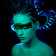 Ian Fondue - Turquoise Hexagon Alien (Katy Perry / Boards of Canada)